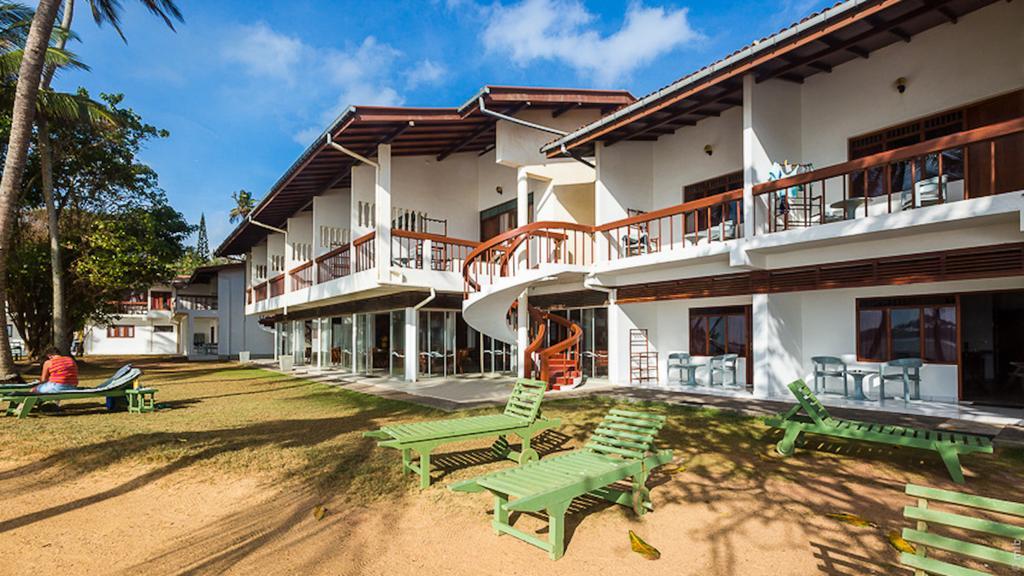 Ypsylon Tourist Resort Beruwala Bagian luar foto