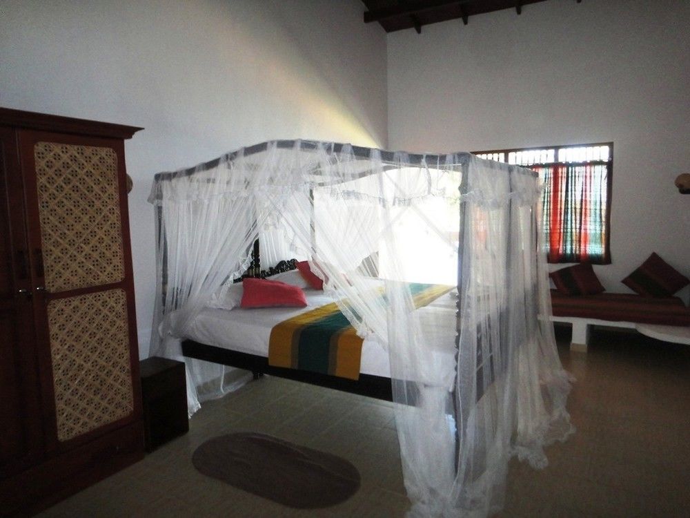 Ypsylon Tourist Resort Beruwala Bagian luar foto