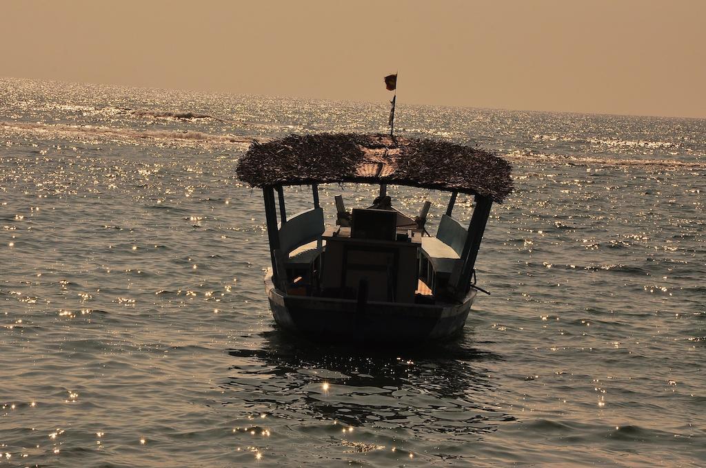 Ypsylon Tourist Resort Beruwala Bagian luar foto